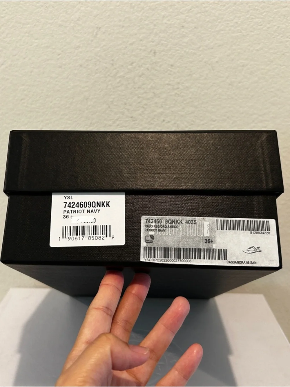 NIB Saint Laurent Cassandra Slingback Thong Flat Sandals Navy, Size 36.5, $990